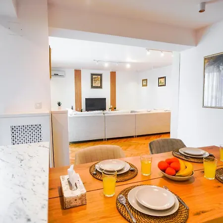 Luxury Park Bucarest