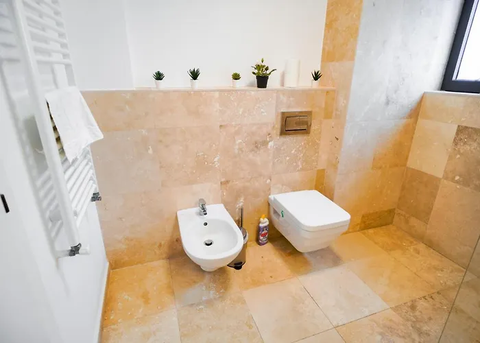 Luxury Park アパート *