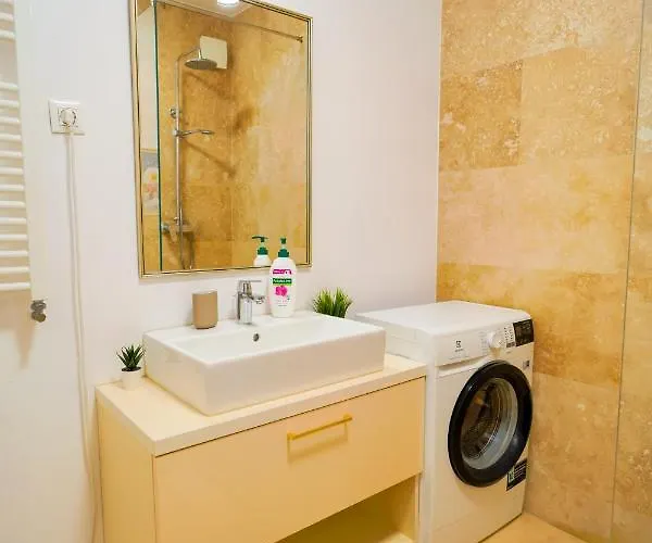 Luxury Park * Bukarest