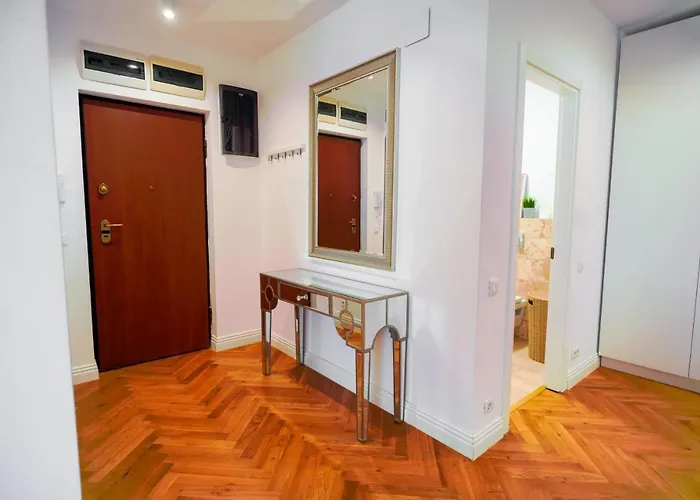 Luxury Park Apartment