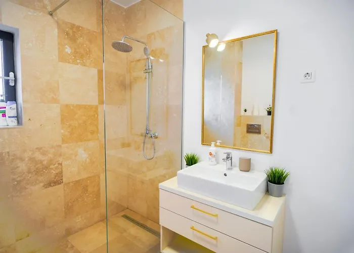 Luxury Park * Bukarest