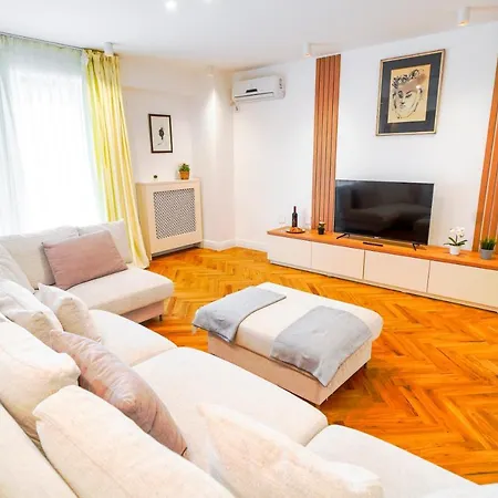 Luxury Park Bukareszt